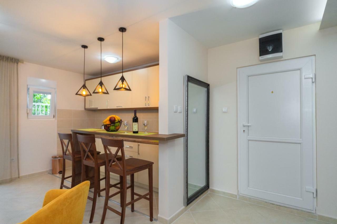 Apartmani Tref Petrovac 외부 사진